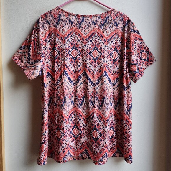 Amazon Aztec Zig-Zag Style V-Neck Shortsleeve Jersey Size 2XL - Picture 13 of 14